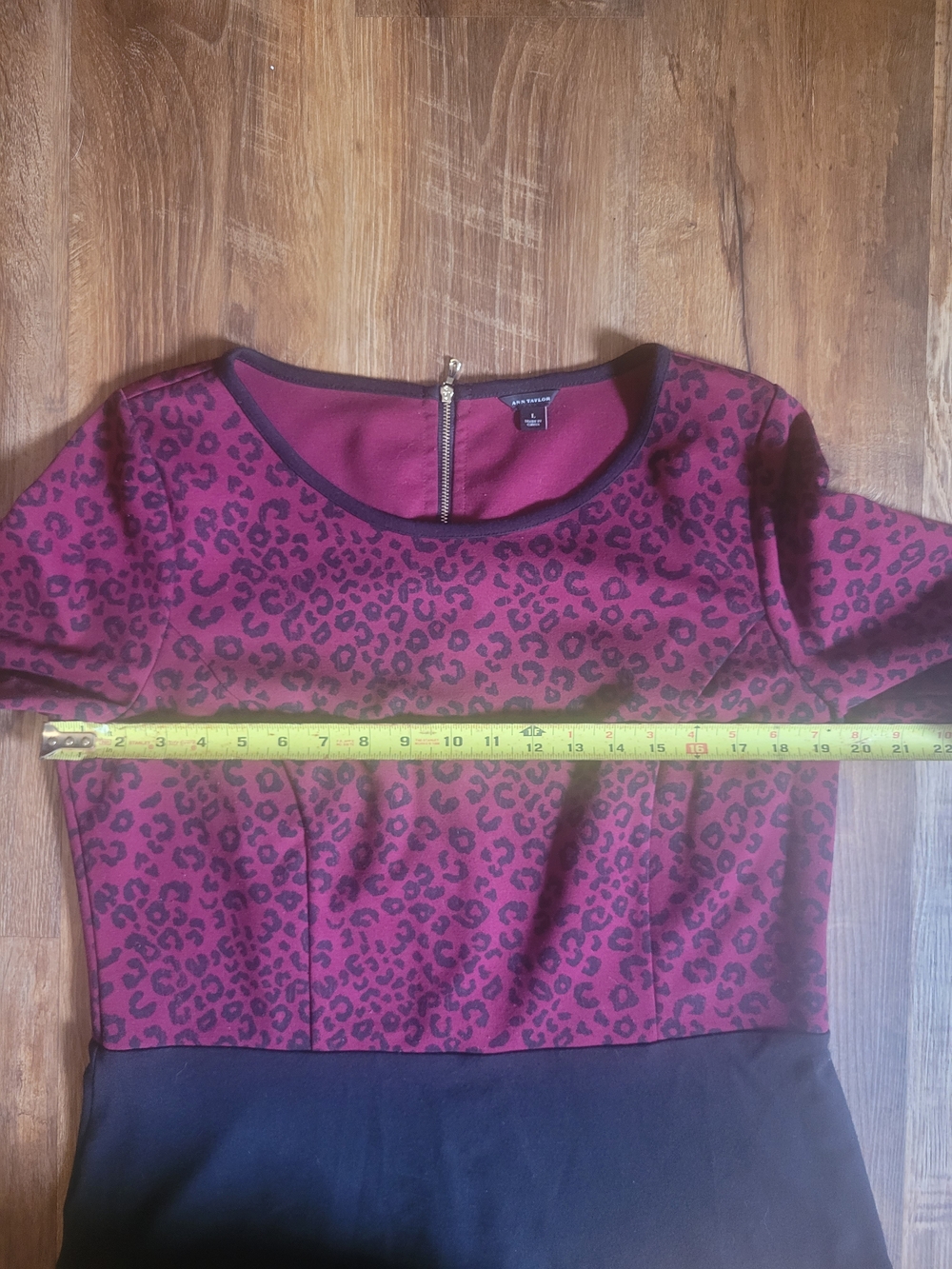 Ann Taylor Red Animal Print Blouse - Picture 6 of 10